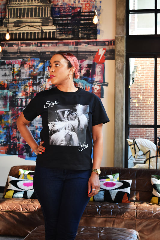 e.Laniese Style Icon T-shirt with a picture of Josephine Baker across the front.